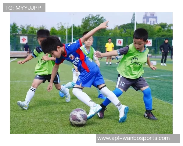 激情四溢的上海业余足球比赛展现城市活力与团结精神的盛宴