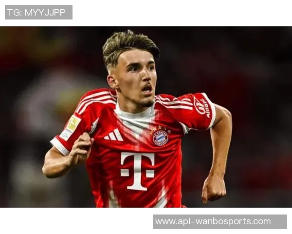 足球大师拜仁锋线的传奇之路与未来展望解析